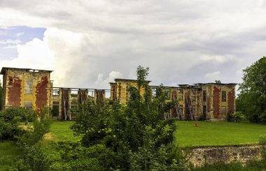 Coupvray 'deki harap Coupvray Şatosu (Chateau de Coupvray), Seine-et-Marne, Ile-de-France, 25 Mayıs 2019