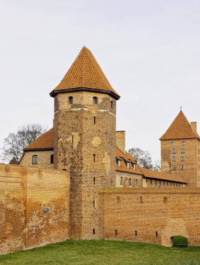 Malbork 'taki Tötonik Düzen Kalesi - 2 Ocak 2020' de Polonya 'nın Malbork kentindeki en büyük şato.