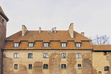 Malbork 'taki Tötonik Düzen Kalesi - 2 Ocak 2020' de Polonya 'nın Malbork kentindeki en büyük şato.
