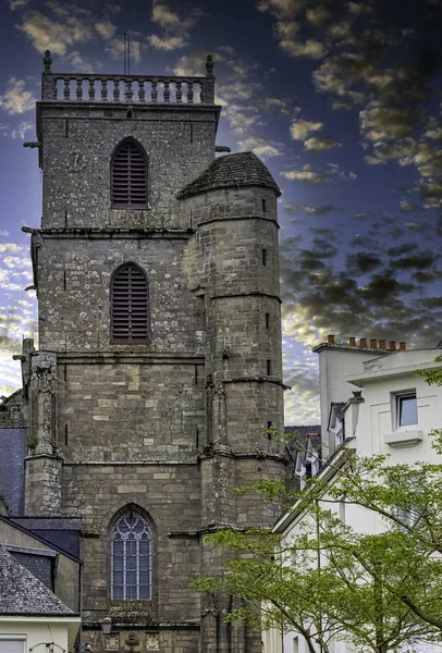 Alba Sulla Chiesa Parrocchiale Saint Armel Eglise Saint Armel Ploermel — Foto Stock