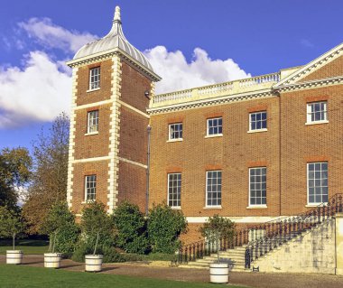 10 Kasım 2019 'da Osterley, Isleworth, Londra' daki Osterley Park House.