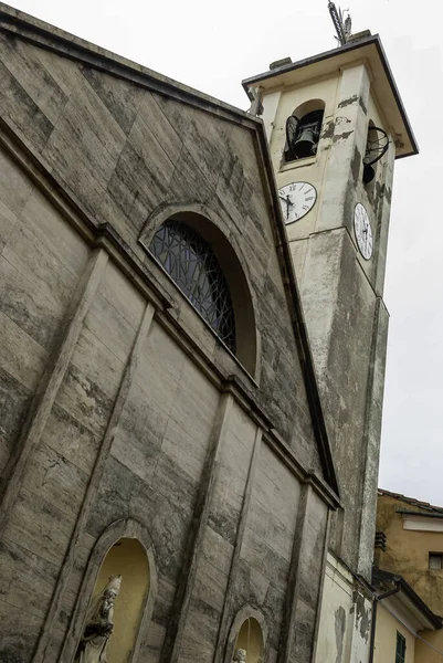 Церковь Святого Варфоломея Parrocchia San Bartolomeo Специи Cinque Terre Лигурия — стоковое фото