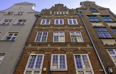 26 Ağustos 2019'da Gdansk, Tricity, Pomerania, Polonya'daki Eski Kent'in vintage mimarisi