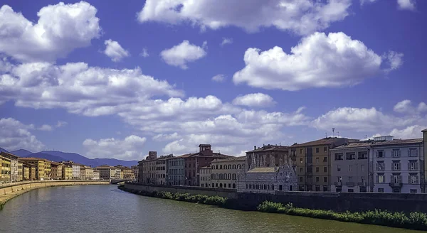 Arno River Vintage Architecture Pisa Tuscany Italy Στις Σεπτεμβρίου 2019 — Φωτογραφία Αρχείου