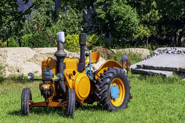 Vintage Argentinian Tractor Bulldog Pampa T01 Choczewo Pomerania Poland Στις — Φωτογραφία Αρχείου