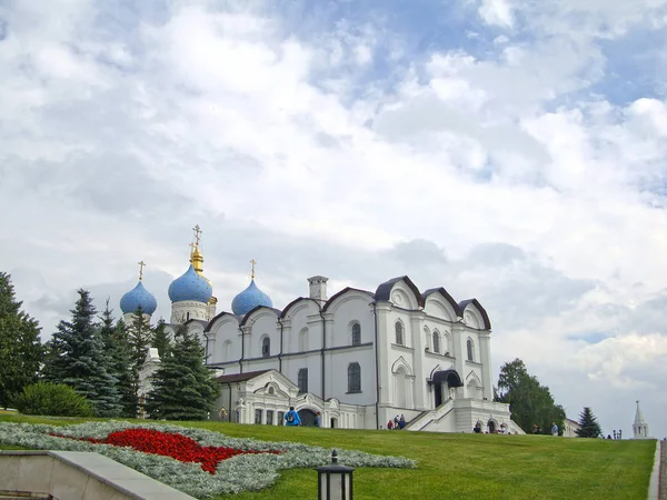 Καθεδρικός ναός του Ευαγγελισμού της Θεοτόκου από το Κρεμλίνο του Καζάν — Φωτογραφία Αρχείου