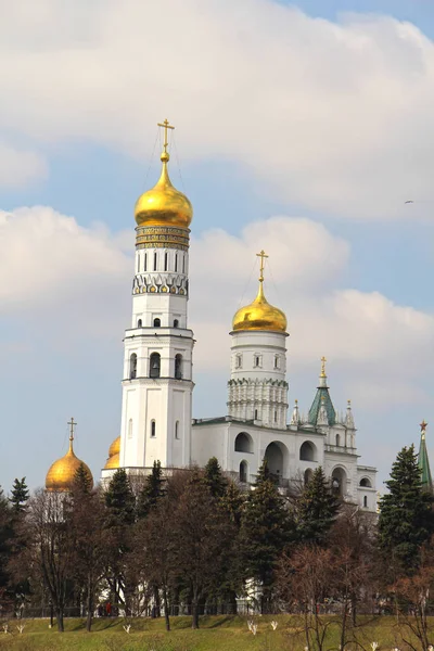 Вид на колокольню Ивана Великого — стоковое фото