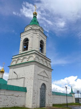 Manastır çan kulesi görünümü