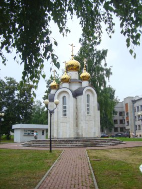 Kilisenin görünümünü 