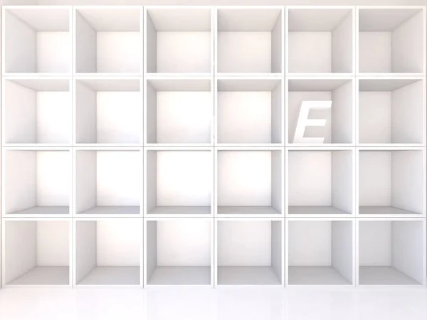 Порожні білі полиці з E — стокове фото