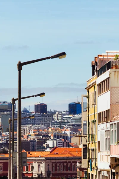 Lissabon, Portugal - 20. März 2017 Blick auf die moderne Innenstadt — Stockfoto