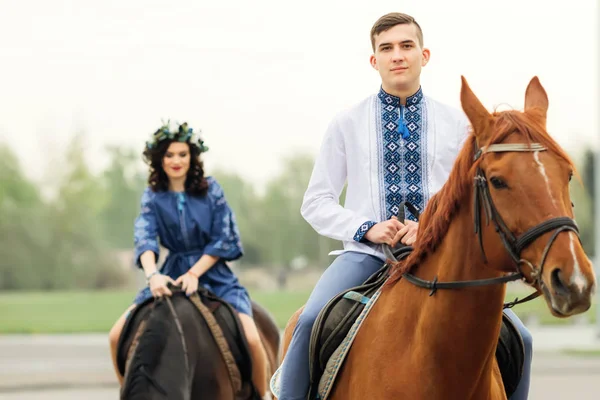 Close Guy Embroidered Shirt Who Sits Horse Looks Camera Lens — Stock Photo, Image