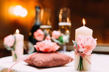 mum peonies ve arka plan c süslüdür