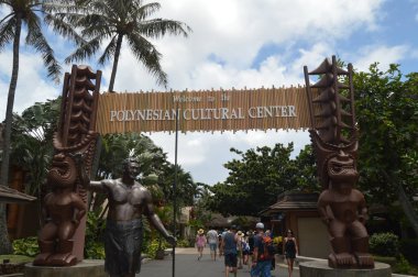 Polinezya Kültür Merkezi girişi. 11 Temmuz 2017. Oahu, Hawaii, ABD, Eeuu.