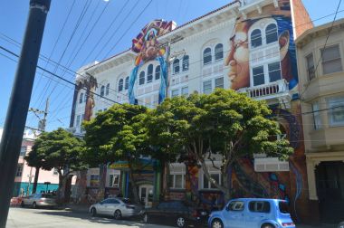 San Francisco sokaklarında yürüyüş görevi bulmak. Seyahat tatilleri Arquietectura Haziran 30, 2017. San Francisco 'da. Kaliforniya ABD eeuu