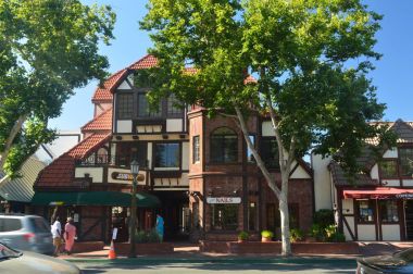 Solvang restoranlar: Onun tipik Contructions tarihi Danimarka ile Danimarkalılar tarafından kurulan pitoresk bir köy. 03 Temmuz 2017. Solvang, California. Eeuu. ABD.