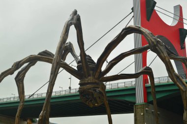 Heykel Maman De burjuva Guggenheim Müzesi'nde. Sanat seyahat etmek tatil. 25 Mart 2018. Bilbao Vizcaya Bask ülke İspanya.