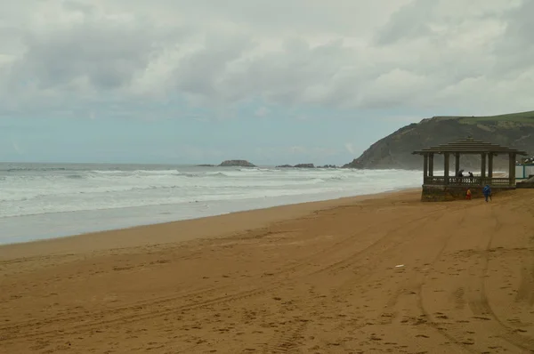 Красиві Пляжі Zarauz Чорний День Сильний Вітер Викликаних Тимчасові Hugo — стокове фото
