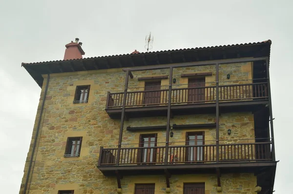 Pintoresco Típico Edificio Ciudad Fortificada Getaria Arquitectura Edad Media Viajes —  Fotos de Stock