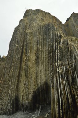 Flysch türü Geopark Bask rota Unesco jeolojik oluşumlar dağını. Taht Oyunları filme. Itzurun Beach. Jeoloji manzara seyahat. Zumaia Guipouzcoa Bask Ülkesi İspanya.