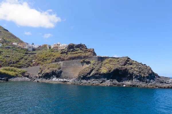 Belle Case Tradizionali Canarie Appese Una Scogliera Fronte Mare Garachico — Foto Stock