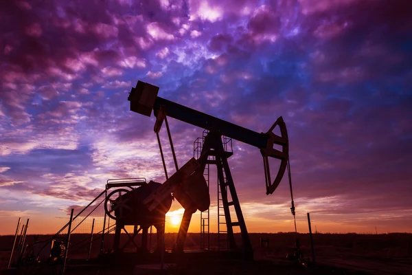 Çalışma petrol ve gaz iyi, uzak alandaki