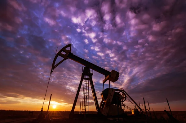 Çalışma petrol ve gaz iyi, uzak alandaki