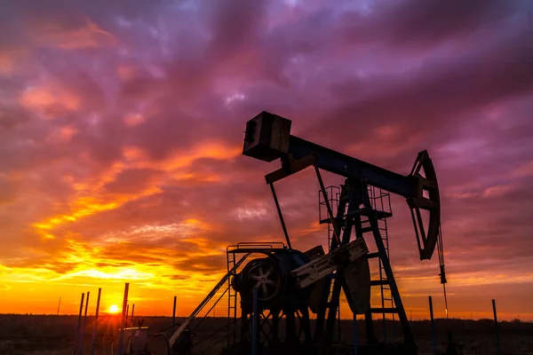 Çalışma petrol ve gaz iyi, uzak alandaki