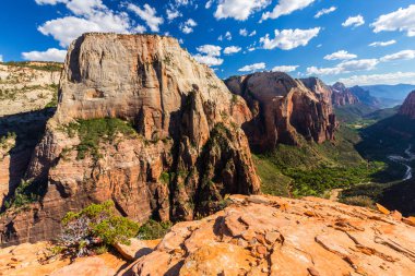 Angel'ın sahne Zion National Park, Utah, parlak bir sonbahar gün açılış.