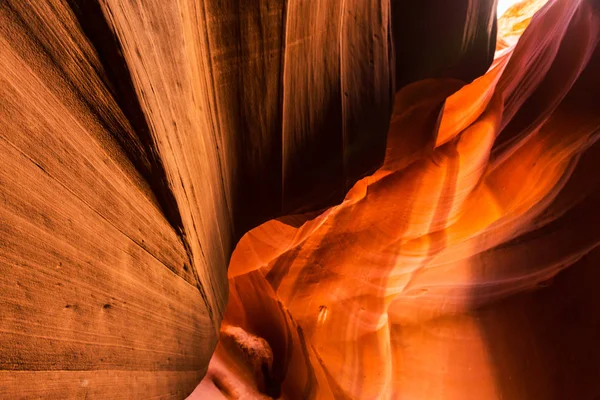 Antilop Kanyonu, Arizona kırmızı kumtaşı oluşumları