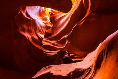 Antilop Kanyonu, Arizona'da güzel soyut kırmızı kumtaşı oluşumları