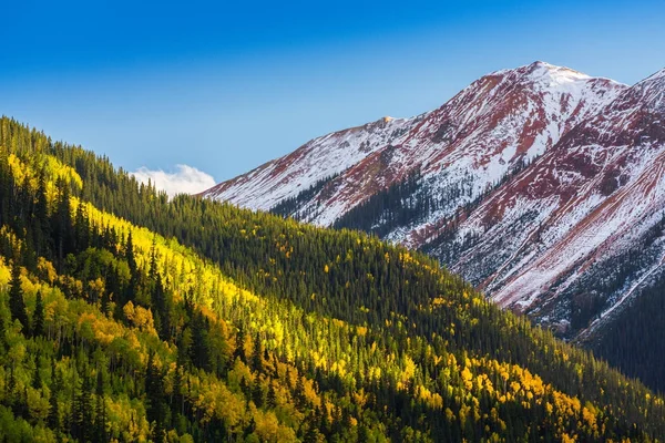 Güzel sonbahar sahne Telluride, Colorado'da bir parlak, güneşli, günde