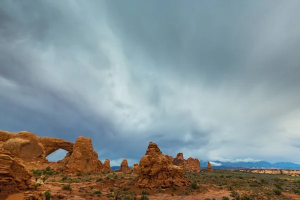 Nuvens Tempestade Chuva Estruturas Arenito Geológico Vermelho Deserto Utah Parque — Fotografia de Stock