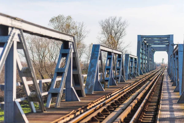 Ponte Férrea Ferro Velha Área Rural Remota Europa — Fotografia de Stock