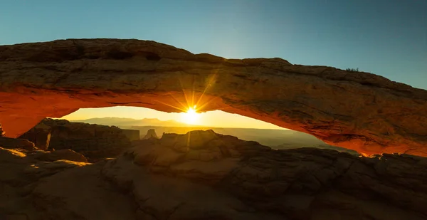 Mesa Arch Utah Krajobrazy Piękny Wschód Słońca Światła — Zdjęcie stockowe