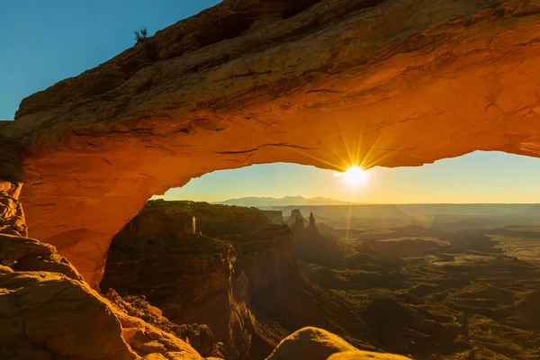 Mesa Arch Utah Landskap Med Vacker Soluppgång Ljus — Stockfoto