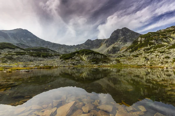 Letní Horská Krajina Alpách Čistou Přírodou Ledovcovým Údolím — Stock fotografie