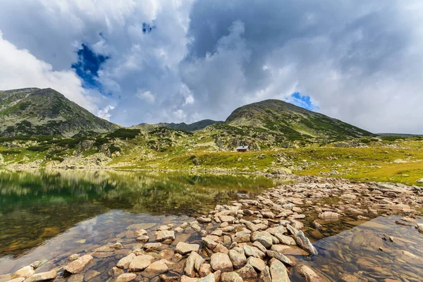 Summer Scenery Transylvanian Alps Granite Rocks Glacier Lake Storm Clouds — Stock Photo, Image