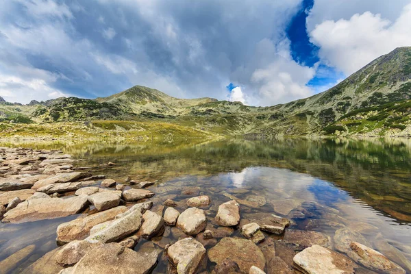 Summer Scenery Transylvanian Alps Granite Rocks Glacier Lake Storm Clouds — Stock Photo, Image