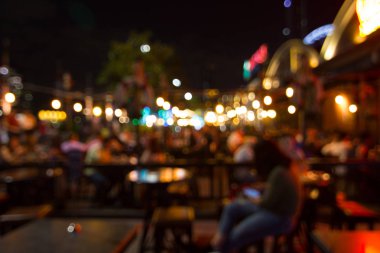 soyut bulanıklık görüntü bir sürü insan mutlu ve huzurlu bir restoran ve atmosfer Festivali gece eğlence keyfini..
