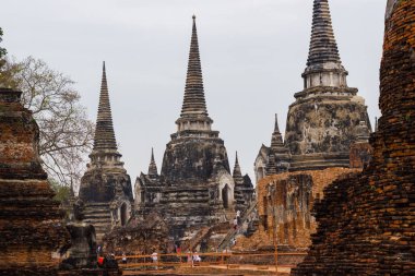 Wat Phra Si Sanphet Ayutthaya-: 26 Aralık 2017:-Ayutthaya Historical Park olarak kabul dünya mirası 13 Aralık 2534 Ayutthaya tarihi şehir.