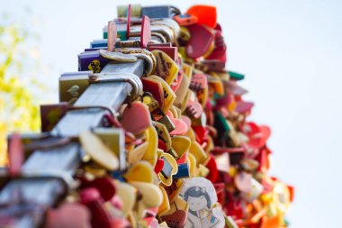 Bangkok Tayland: - 7 Ocak 2018: anahtar sembol Sevgililer günü aşk kilitleri vardır sevgi ve bağlılık sembolü.