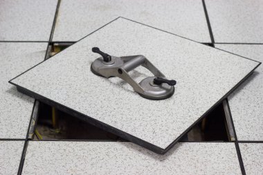 Sunucu kaldırdı Oda kat kiremit lifter açık yerde Lifter - aracı platformu - emme