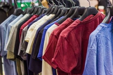 t-shirt erkek askıları moda mağaza stil Tayland için