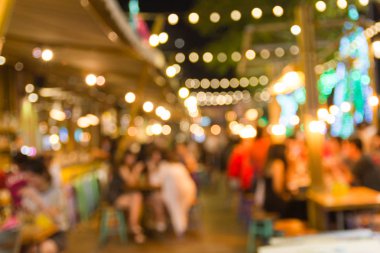 bulanık görüntü festivaller ve gece partileri bir restoran ve atmosfer olduğunu mutlu ve huzurlu, Bangkok Tayland.  