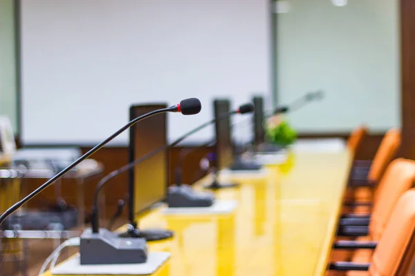 Primer Plano Micrófono Sala Conferencias Para Presentación Seminario Formación — Foto de Stock