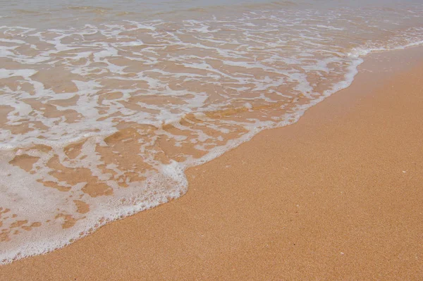 Mjuk Våg Det Blå Havet Stranden Thailand Kopia Utrymme Sand — Stockfoto