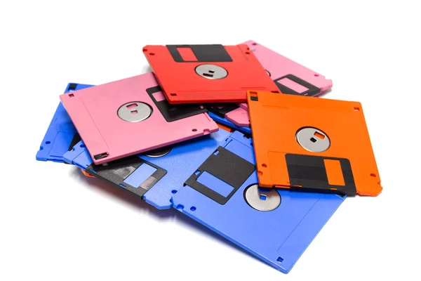 软盘也称为软盘 或只是磁盘是一个无处不在的形式的数据存储和交换从 Mid 1970S Mid 2000S 在白色背景上被隔离 — 图库照片