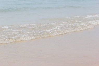 Tayland, kopya alanı kum kopya alanı üzerinde deniz kıyısı mavi okyanusta dalga yumuşak