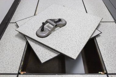  Hırsızı - aracı platformu - aracı veri merkezi salonunda açık zemin için emme 